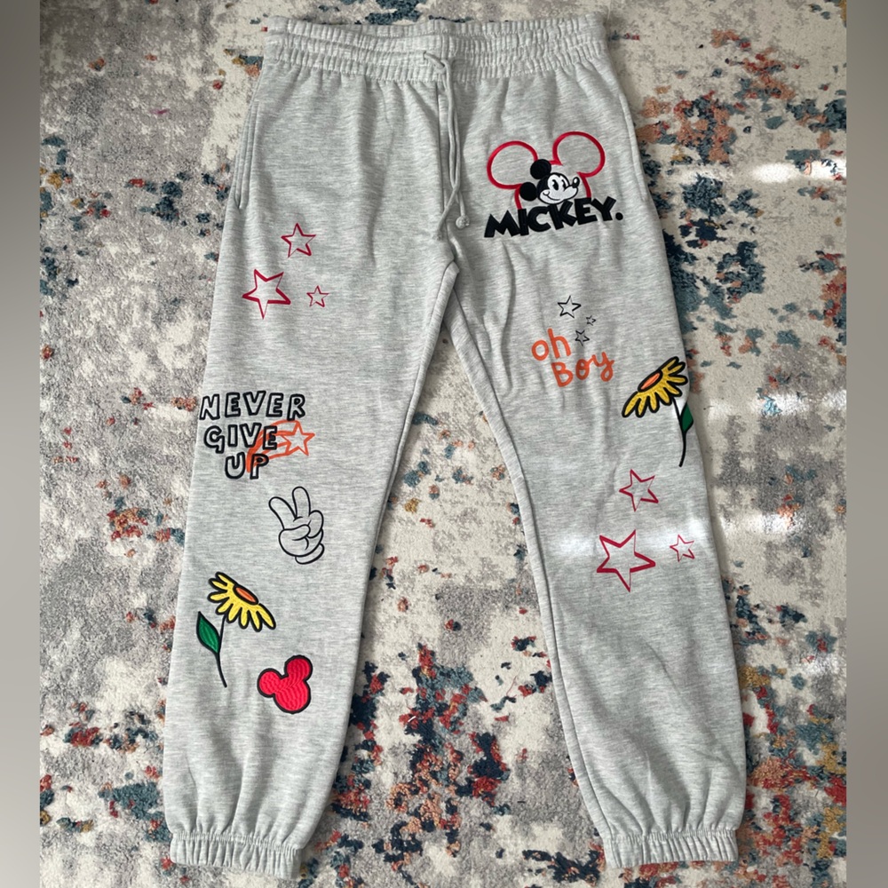 NWT Disney Mickey Mouse Sweatpants
